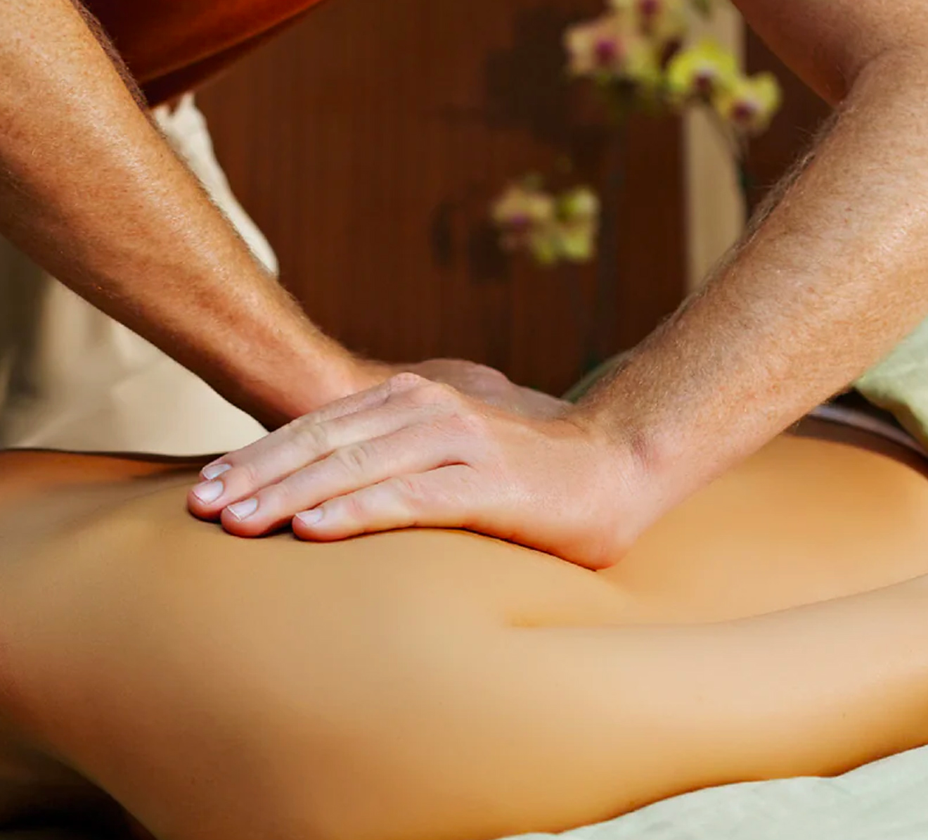 Shiatsu Massage: Benefits and How to Perform it - Meridian Spa
